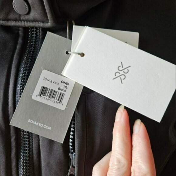 SOIA & KYO CINDI Water Resistant 700+ Fill Down Puffer Black XL NWT - Picture 8 of 12